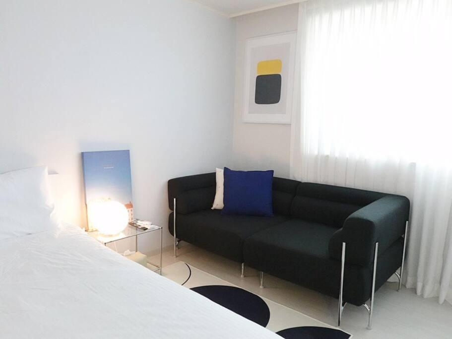 Daewha Kintex 5min Daewha Station 5min Baek Hospital 1min Apartment